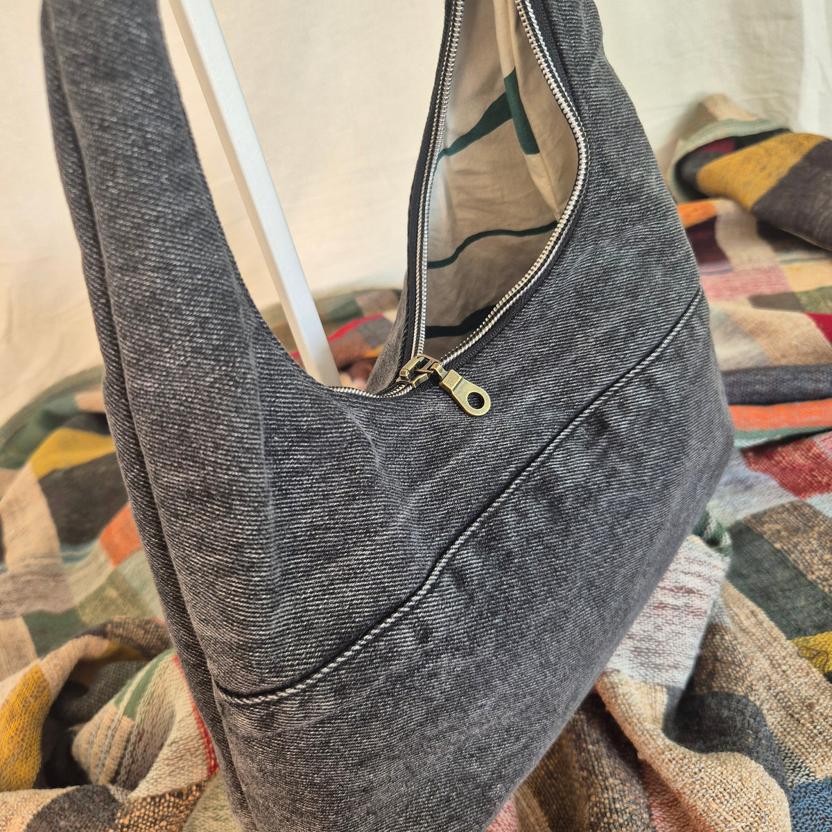 Carcassone shoulder bag