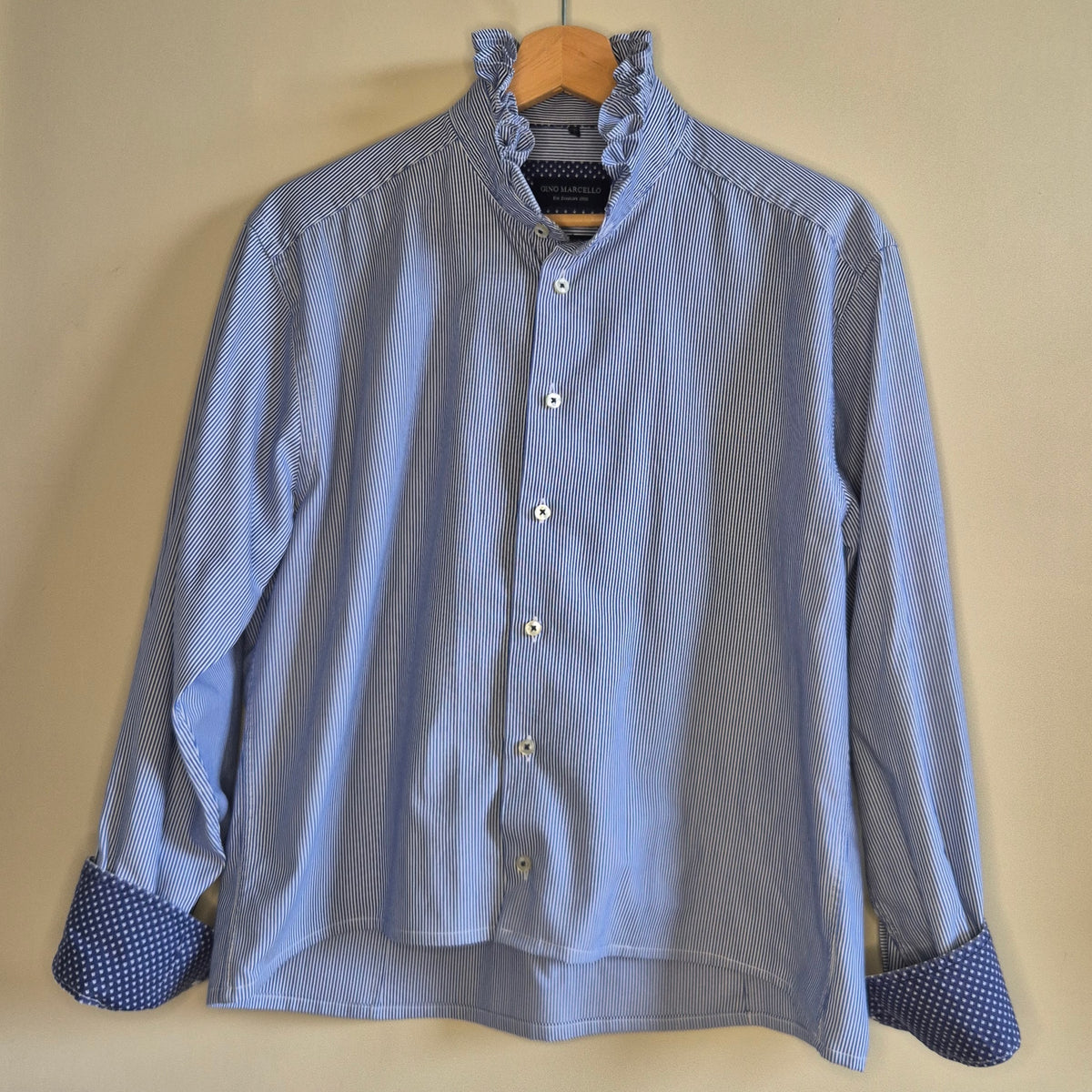 Navy pinstripe shirt with ruffle collar and contrast details : size S/M