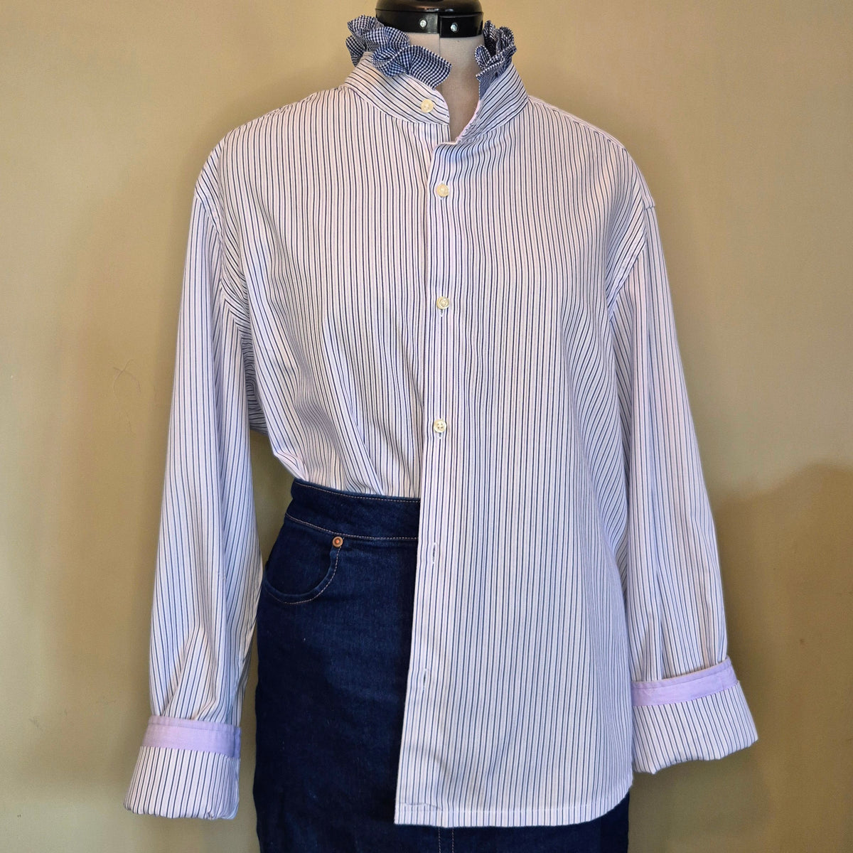 White pinstripe shirt with ruffle collar - size L